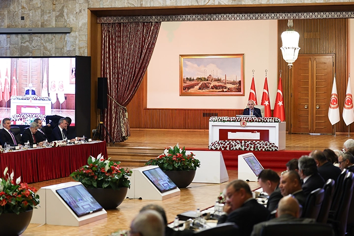 21 Kasım Gündemi: İmralı Ziyareti Tartışmaları