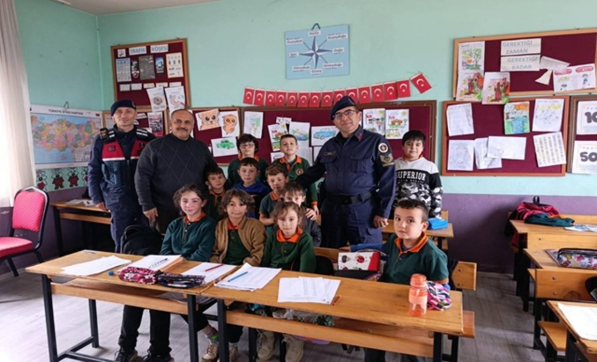 Giresun'da Jandarma Okul Güvenliği için Denetim Çalışmalarını Sürdürüyor