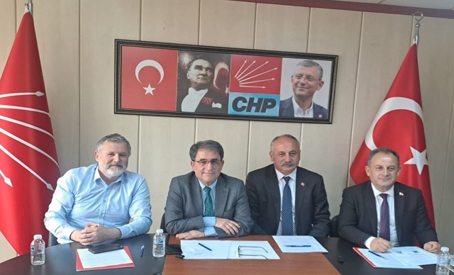 CHP ''2024 yılı çay fiyatı 25 lira olmalıdır''