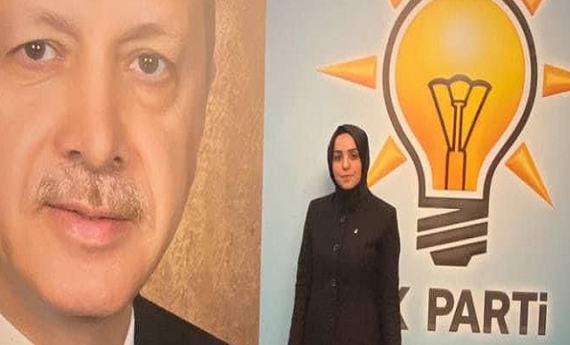 Ak Parti Genel Merkezi'nde Pınar Kahraman