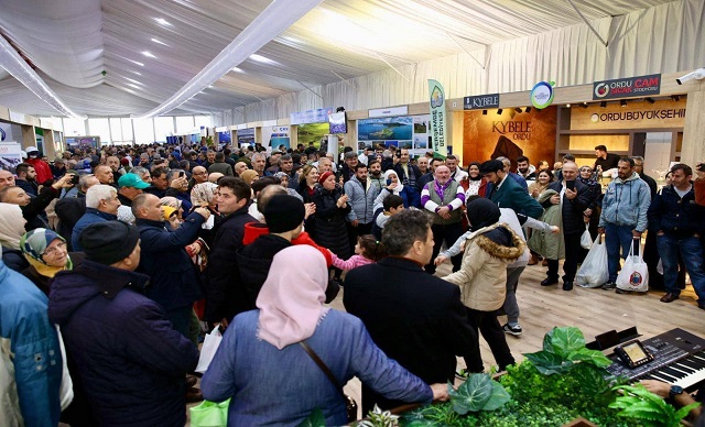 İSTANBUL ORDU’YU YAŞADI